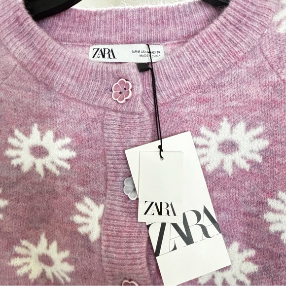 NWT ZARA Lilac Purple White Daisy Flower Button Knit Cardigan M 9874/105 - Picture 4 of 5